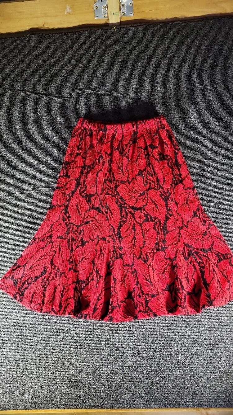 Palm Island of Miami Vintage Red and Black Leaf Pattern Knit Skirt Size 10